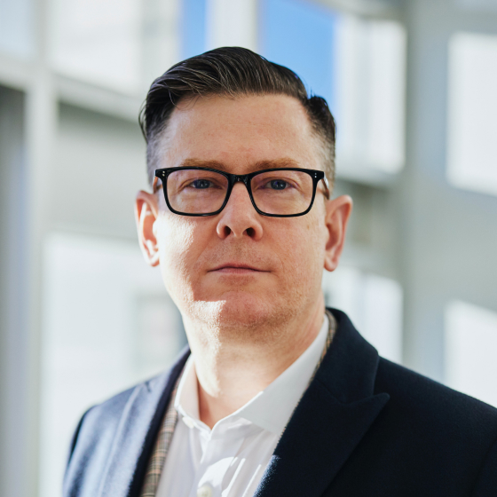 Dr. Michael Andersson